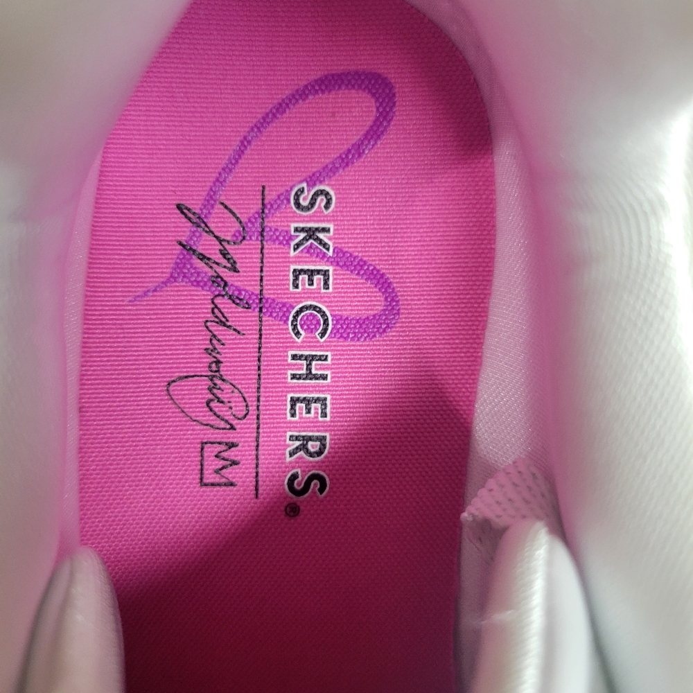 NWOB Skechers Girls Hi Ridge White Fashion Sneaker  Y4 W6 - Picture 5 of 13